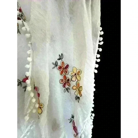 Pool To Party Embroidered Floral Kimono Swimsuit Coverup Subtle Luxury OS - Picture 10 of 13